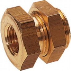 MADER 黄铜隔板接头，带公制外螺纹系列